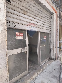 Foto Locale commerciale in Via Generale Cascino, Gela Centro di 88 m²