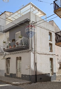 Foto Casa indipendente in VIA FELICIA SCHININA, Ragusa Centro di 68 m²