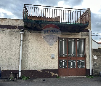 Foto Casa indipendente in VIA SALVATORE QUASIMODO, Belpasso Centro