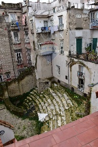 Foto Appartamento in Via Anticaglia, Napoli Centro Storico di 80 m²