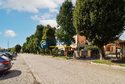 Foto Appartamento in Via Moro, Crespiatica Centro di 55 m² con 2 locali