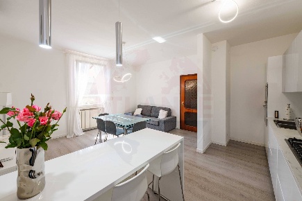 Foto Villa unifamiliare in Via Giacomo Perlasca, Brandico Centro di 280 m²