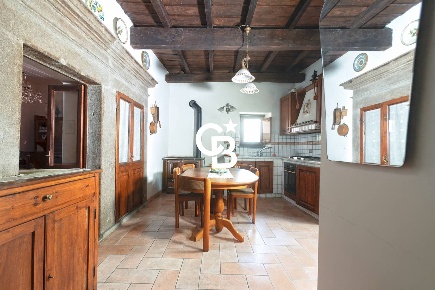 Foto Rustico in Via Arringa, Vitorchiano Centro di 140 m² con 7 locali