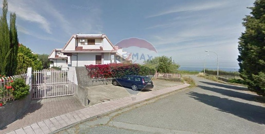 Foto Appartamento in Contrada Viadotto  San Filippo, Letojanni di 60 m²
