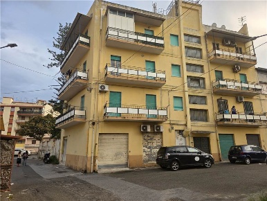 Foto Magazzino in Via Ettore Faraone, Messina Bisconte - San Luigi di 57 m²