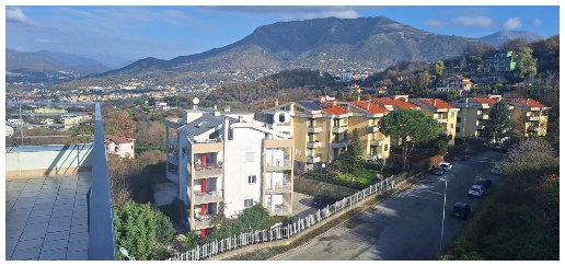 Foto Appartamento in Panoramica, Salerno Irno - Brignano di 189 m²