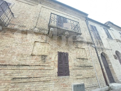 Foto Appartamento in Via XX Settembre 172, Tortoreto Centro di 118 m²