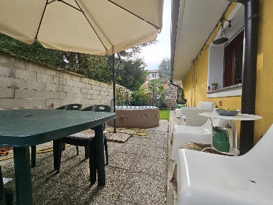 Foto Appartamento in Via TURATI 75, Arluno Centro di 80 m² con 3 locali