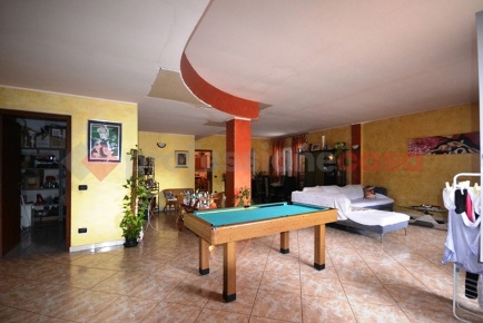 Foto Casa indipendente in Via Seggiano 28, Pioltello Centro di 250 m²