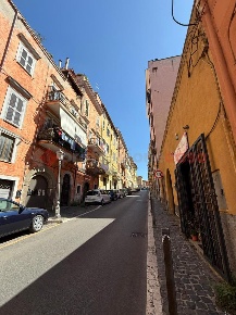 Foto Negozio in Giuseppe Garibaldi, Marino Centro di 103 m² in vendita