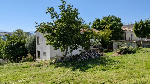 Foto Appartamento in CONTRADA GEREMIA 26, Penne di 120 m² con 5 locali