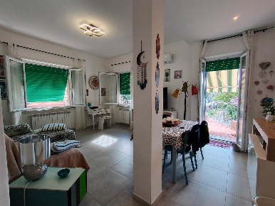Foto Appartamento a Piombino Centro di 90 m² con 5 locali in vendita
