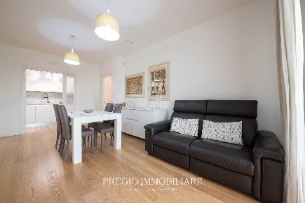 Foto Appartamento in Via G. Puccini, Polignano a Mare Centro di 80 m²