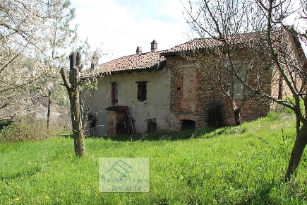 Foto Rustico a Alba Corso Langhe, Moretta, Corso Cortemilia di 190 m²