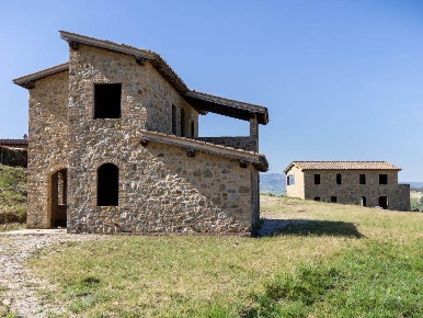 Foto Rustico in Vergelle, Montalcino di 130 m² con 7 locali in vendita
