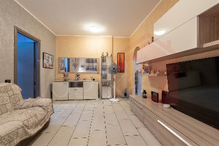 Foto Appartamento in Via dei Pini  5, Pieve Emanuele Centro di 68 m²