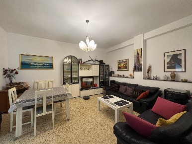 Foto Appartamento in Via pignatelli  7, Ostuni di 72 m² con 3 locali