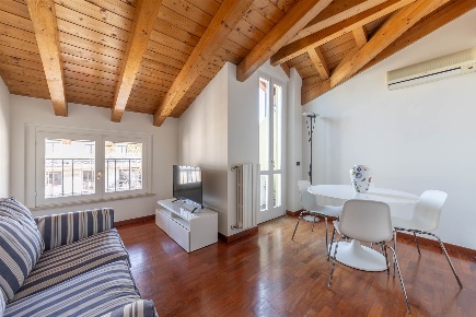 Foto Appartamento in VIA PRINA, Milano Paolo Sarpi di 60 m² con 2 locali