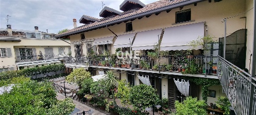 Foto Appartamento in via Donizzetti 16, Monza di 117 m² con 5 locali
