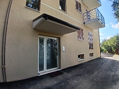 Foto Appartamento a Camerino Centro di 76 m² con 3 locali in vendita