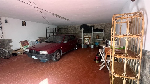 Foto Garage in Via Roma, Signa Centro di 50 m² con 1 locali in vendita