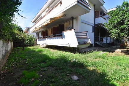 Foto Appartamento a Massa Rinchiostra - Quercioli di 140 m² con 5 locali