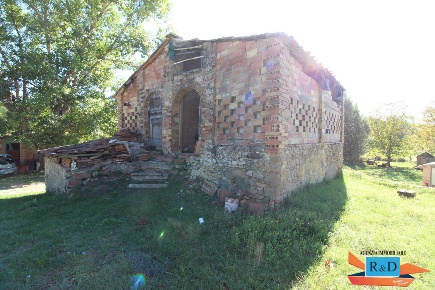 Foto Appartamento a Casole d'Elsa di 150 m² con 8 locali in vendita