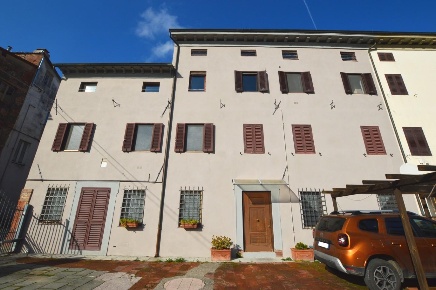Foto Appartamento a Lucca Tempagnano - Picciorana di 70 m² con 3 locali