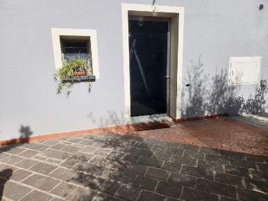 Foto Appartamento a Santa Maria a Monte di 110 m² con 5 locali in affitto