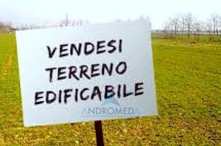 Foto Terreno residenziale a Sant'Antimo di 8500 m² in vendita