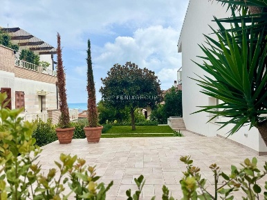 Foto Villa unifamiliare in Via Ottaviani 9, Grottammare Centro di 250 m²