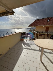 Foto Appartamento in VIA CONTRADA SILEMI, Letojanni di 80 m² con 4 locali