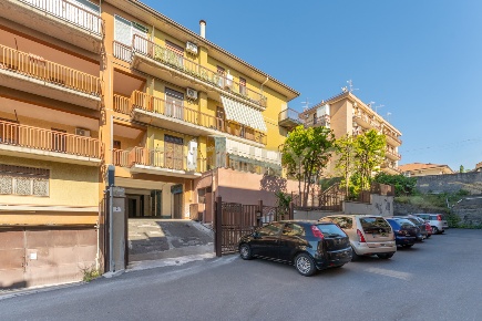Foto Appartamento in Via Jacopo Vignerio 5, Catania Barriera - Leucatia