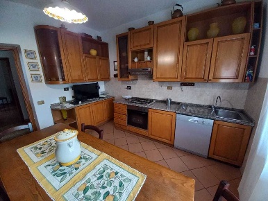 Foto Case semi ndipendenti a Santo Stefano di Magra di 135 m² con 6 locali