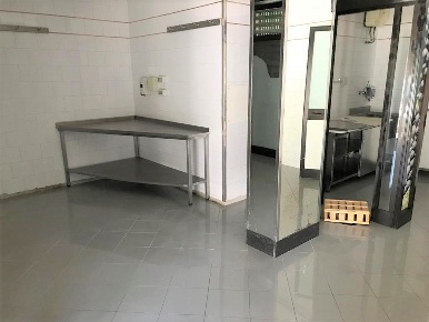 Foto Locale commerciale in via dei girasoli, Guidonia Montecelio di 46 m²