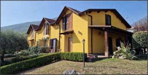 Foto Appartamento in VIA CAPPELLUCCIA, Cassino Caira di 250 m² con 6 locali