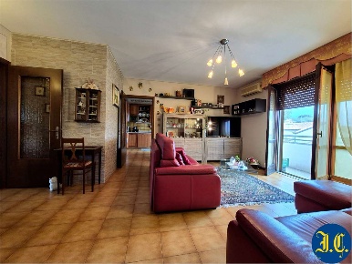 Foto Appartamento in Silvio Pellico 6, Villafranca di Verona di 115 m²