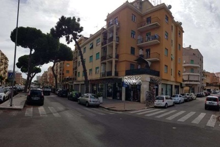Foto Ufficio in Viale Paolo Orlando 22, Roma Ostia Levante di 88 m²
