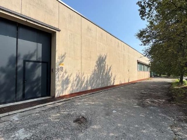 Foto Capannone industriale in ALESSANDRINI, Rezzato di 1150 m² con 1 locali
