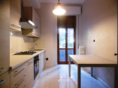 Foto Appartamento in Via Reina 3, Milano Plebisciti - Susa di 120 m²