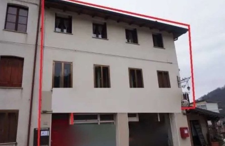 Foto Appartamento in Via Gisbenti, Valli del Pasubio di 321 m² in vendita