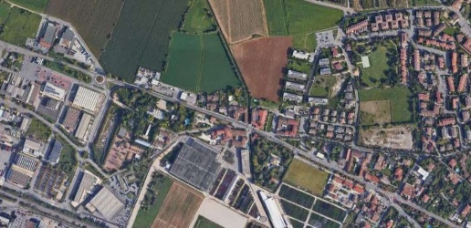 Foto Box in Via Molini, Lonato del Garda Lonato di 5 m² con 1 locali