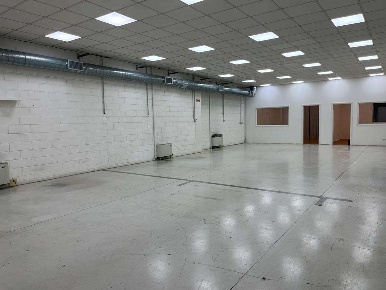 Foto Capannone industriale a Ancona di 300 m² con 4 locali in affitto