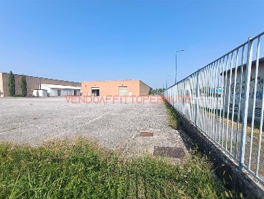 Foto Capannone industriale in VIA ROMANINO, Cavernago di 1881 m² in vendita