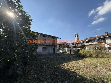Foto Casa indipendente in VIA ROMANA, Telgate di 275 m² con 3 locali