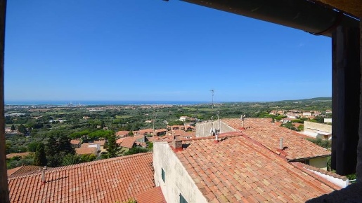 Foto Appartamento in via poggio san rocco 1, Rosignano Marittimo di 120 m²