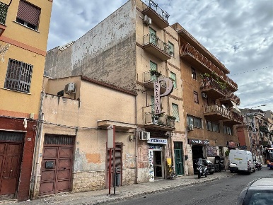 Foto Casa indipendente a Palermo Noce di 180 m² con 4 locali in vendita