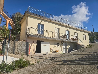 Foto Villa unifamiliare in Via Vinciprova, Pollica Pioppi di 80 m²