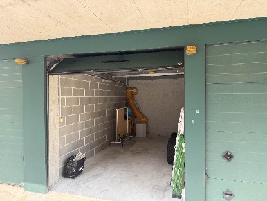 Foto Garage in Via Empedocle 7, Milano Villa San Giovanni di 12 m²