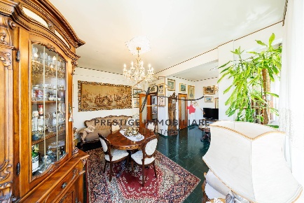 Foto Appartamento a Livorno Calzabigi di 97 m² con 4 locali in vendita